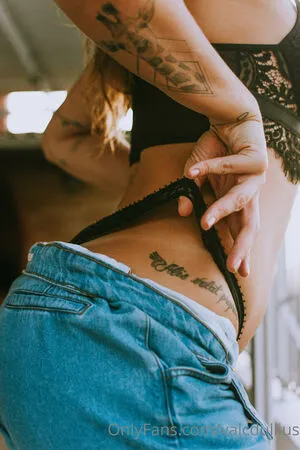 Valqui Ria Dullius OnlyFans Leaked Free Thumbnail Picture - #AjlvYp1IhZ