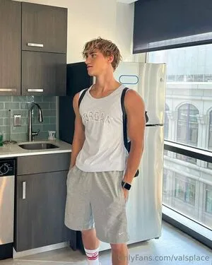 Valsplace OnlyFans Leaked Free Thumbnail Picture - #BdpmajN54G