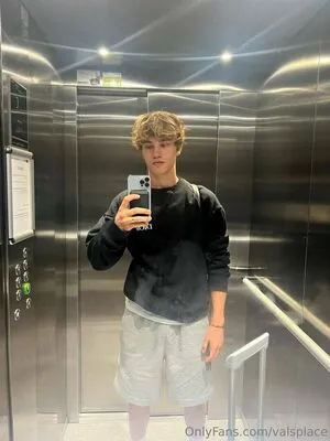 Valsplace OnlyFans Leaked Free Thumbnail Picture - #U2v98P5UsW