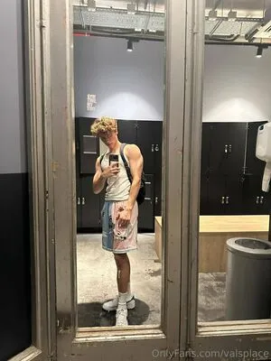 Valsplace OnlyFans Leaked Free Thumbnail Picture - #XbmPzY5jyM
