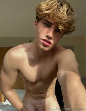 Valsplace OnlyFans Leaked Free Thumbnail Picture - #ix0ZeFTAge