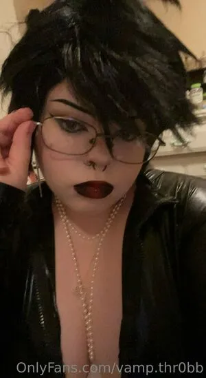 Vamp Thr0bb OnlyFans Leaked Free Thumbnail Picture - #4CxyHWPb9U