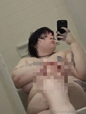 Vamp Thr0bb OnlyFans Leaked Free Thumbnail Picture - #xudSNM0PgO