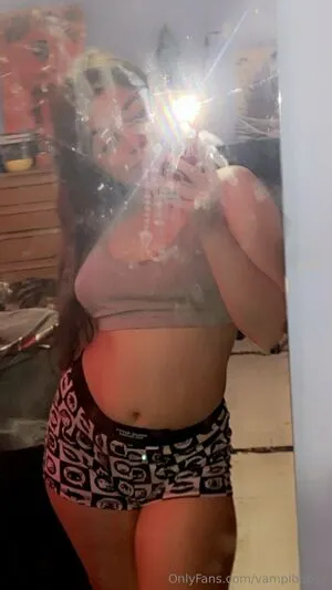 Vampibabyy OnlyFans Leaked Free Thumbnail Picture - #BAtyNn6dsj