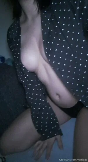 Vampiie OnlyFans Leaked Free Thumbnail Picture - #iSm8e30u31