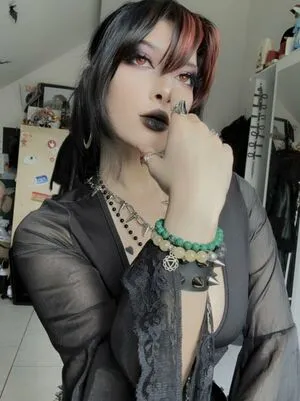 Vampyrisu OnlyFans Leaked Free Thumbnail Picture - #6SUhQEK4Lx