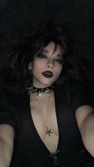 Vampyrisu OnlyFans Leaked Free Thumbnail Picture - #B22Yr4ajsl