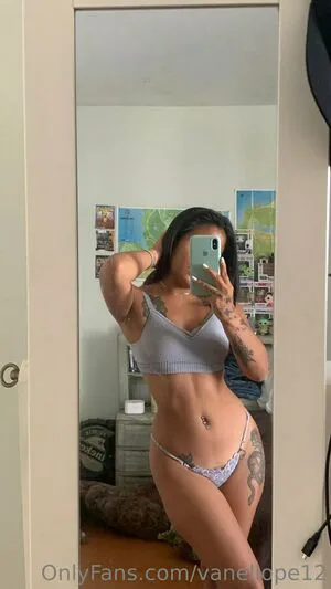Vanellope12 OnlyFans Leaked Free Thumbnail Picture - #GlEq5ecbtw
