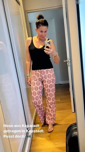 Vanessa Blumhagen OnlyFans Leaked Free Thumbnail Picture - #Ag3rib4zpp