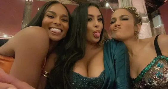 Vanessa Bryant OnlyFans Leaked Free Thumbnail Picture - #PXialMfNJs