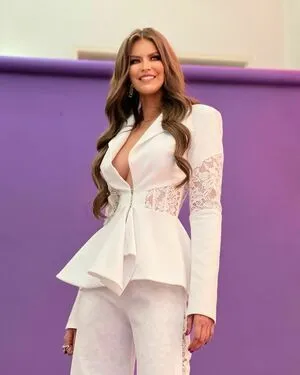 Vanessa Claudio OnlyFans Leaked Free Thumbnail Picture - #OGZsEAPw96