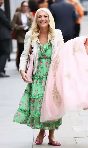 Vanessa Feltz OnlyFans Leaked Free Thumbnail Picture - #7TtoAgbSzQ