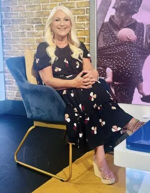 Vanessa Feltz OnlyFans Leaked Free Thumbnail Picture - #YMfSvtNZEA