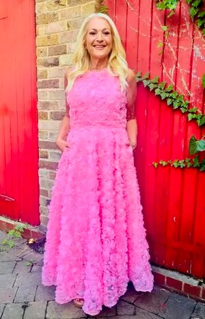 Vanessa Feltz OnlyFans Leaked Free Thumbnail Picture - #u2BEAysSBq