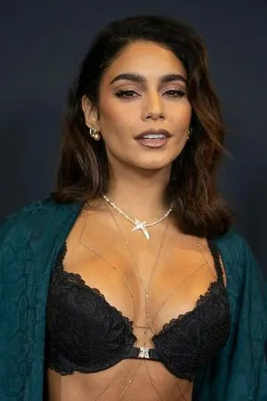 Vanessa Hudgens OnlyFans Leaked Free Thumbnail Picture - #1CsVeAOjvj