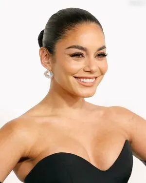 Vanessa Hudgens OnlyFans Leaked Free Thumbnail Picture - #295AF91bs7