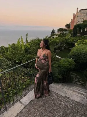 Vanessa Hudgens OnlyFans Leaked Free Thumbnail Picture - #4HhigtMKes