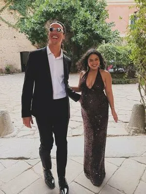 Vanessa Hudgens OnlyFans Leaked Free Thumbnail Picture - #4xGxIoch3w