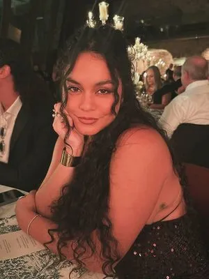 Vanessa Hudgens OnlyFans Leaked Free Thumbnail Picture - #6h9doeHI6S