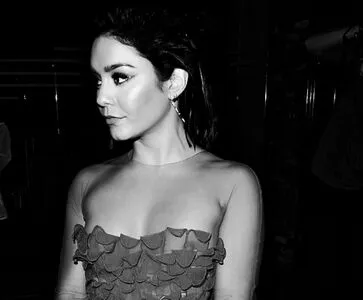 Vanessa Hudgens OnlyFans Leaked Free Thumbnail Picture - #7Zb6lU0UVr