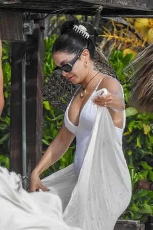 Vanessa Hudgens OnlyFans Leaked Free Thumbnail Picture - #95gfUqTJV2