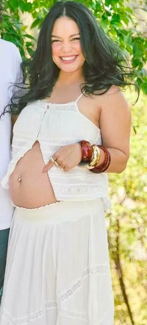 Vanessa Hudgens OnlyFans Leaked Free Thumbnail Picture - #An1447QLJO