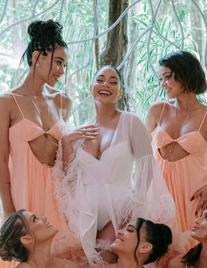 Vanessa Hudgens OnlyFans Leaked Free Thumbnail Picture - #Basapo2Fgr