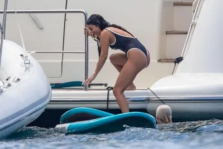Vanessa Hudgens OnlyFans Leaked Free Thumbnail Picture - #DY3H8vpgM3