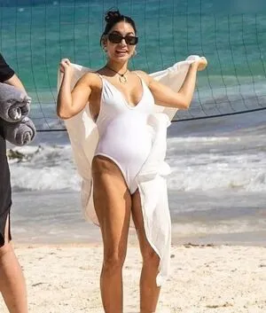 Vanessa Hudgens OnlyFans Leaked Free Thumbnail Picture - #DiwOda3fTu