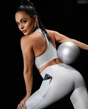 Vanessa Hudgens OnlyFans Leaked Free Thumbnail Picture - #KmloWMKXUI