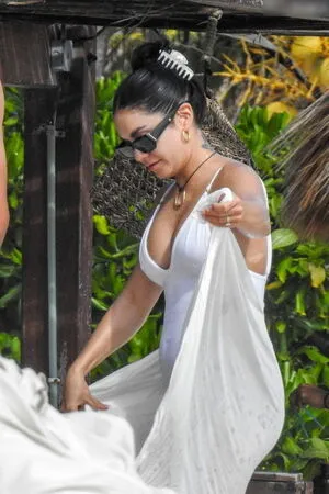 Vanessa Hudgens OnlyFans Leaked Free Thumbnail Picture - #LST0LsOcoI