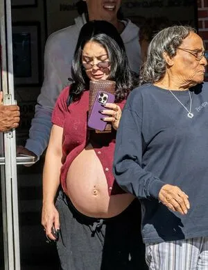 Vanessa Hudgens OnlyFans Leaked Free Thumbnail Picture - #OFN9GteKed