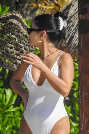 Vanessa Hudgens OnlyFans Leaked Free Thumbnail Picture - #TAdrMNHJHW