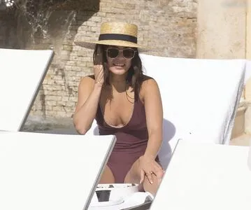 Vanessa Hudgens OnlyFans Leaked Free Thumbnail Picture - #YiWdfH5jkV