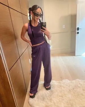 Vanessa Hudgens OnlyFans Leaked Free Thumbnail Picture - #caAWE01T32