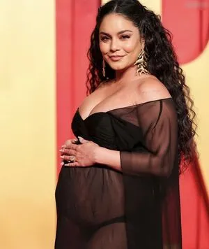 Vanessa Hudgens OnlyFans Leaked Free Thumbnail Picture - #pQDuPAUKvh