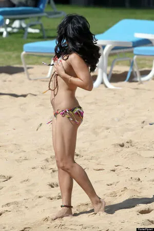 Vanessa Hudgens OnlyFans Leaked Free Thumbnail Picture - #swNp7d9100