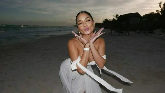 Vanessa Hudgens OnlyFans Leaked Free Thumbnail Picture - #vKR8U7WhPI