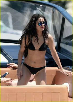 Vanessa Hudgens Sister OnlyFans Leaked Free Thumbnail Picture - #Lx7ko9Bqvc