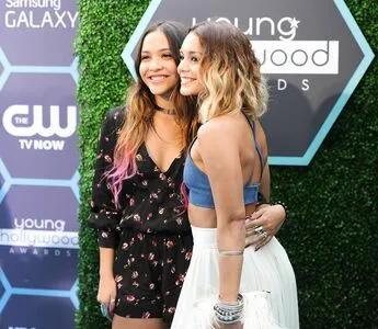 Vanessa Hudgens Sister OnlyFans Leaked Free Thumbnail Picture - #vwZjTnPrxR