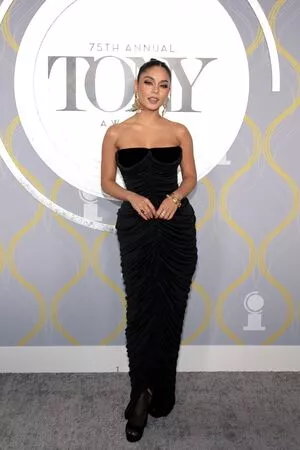 Vanessa Hudgens OnlyFans Leaked Free Thumbnail Picture - #270qfFSAyA