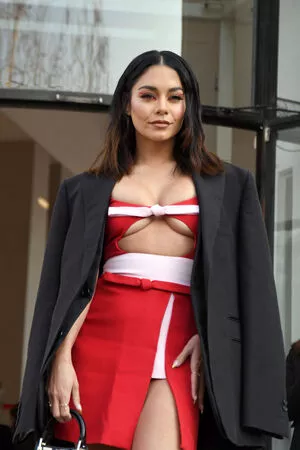 Vanessa Hudgens OnlyFans Leaked Free Thumbnail Picture - #3LuopCTyLJ