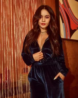 Vanessa Hudgens OnlyFans Leaked Free Thumbnail Picture - #5da4ohU4o9