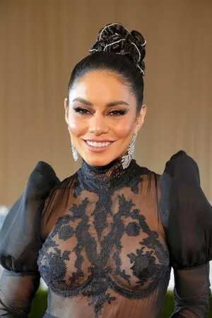 Vanessa Hudgens OnlyFans Leaked Free Thumbnail Picture - #7YoHSYASpv