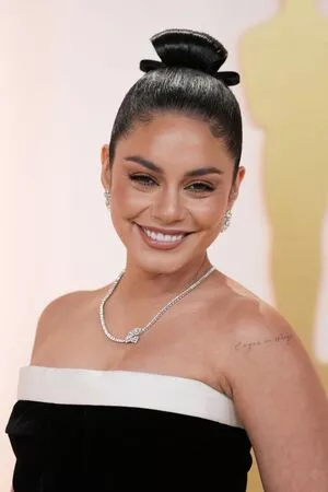 Vanessa Hudgens OnlyFans Leaked Free Thumbnail Picture - #7acgmIof7F