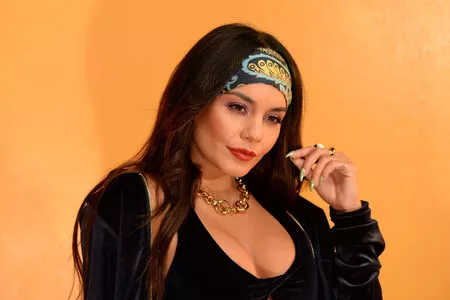 Vanessa Hudgens OnlyFans Leaked Free Thumbnail Picture - #AVo8wQvtth