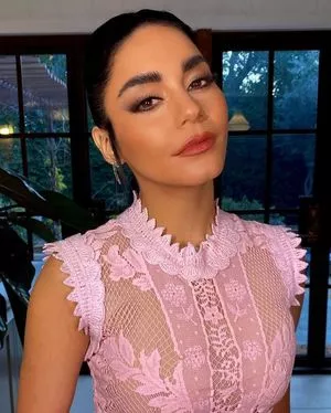 Vanessa Hudgens OnlyFans Leaked Free Thumbnail Picture - #AfQJk2CClv
