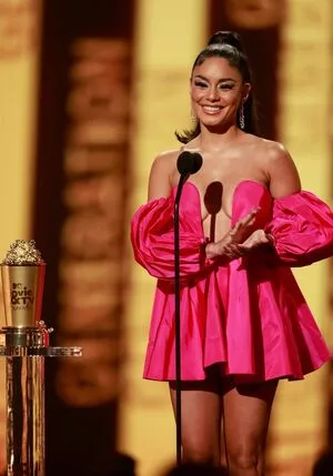 Vanessa Hudgens OnlyFans Leaked Free Thumbnail Picture - #ELLbZKavEh