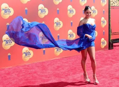 Vanessa Hudgens OnlyFans Leaked Free Thumbnail Picture - #NoeDaDzhol