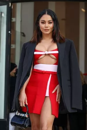 Vanessa Hudgens OnlyFans Leaked Free Thumbnail Picture - #R4Vl7xbUX9